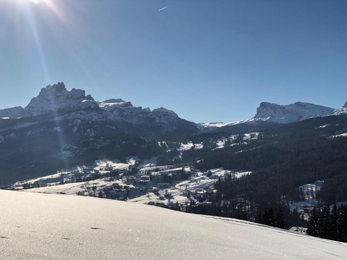 Luxury Panoramic 3Br Apt 2Min To Centre 5Min To Lifts Cortina dʼAmpezzo Zewnętrze zdjęcie