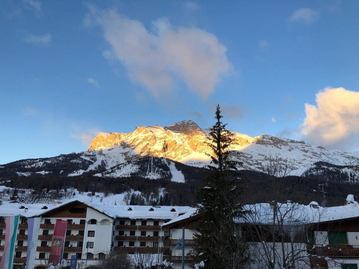 Luxury Panoramic 3Br Apt 2Min To Centre 5Min To Lifts Cortina dʼAmpezzo Zewnętrze zdjęcie