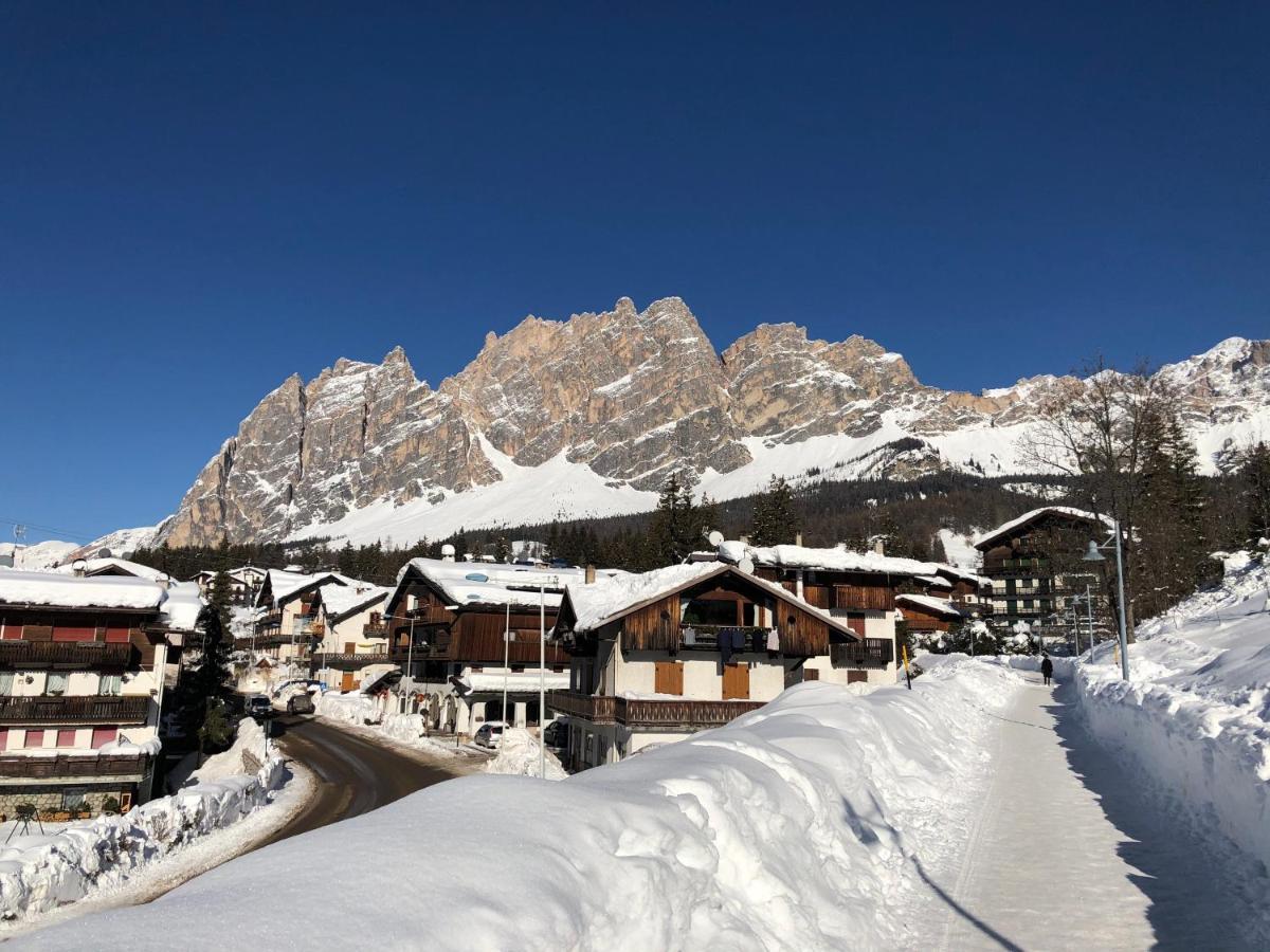 Luxury Panoramic 3Br Apt 2Min To Centre 5Min To Lifts Cortina dʼAmpezzo Zewnętrze zdjęcie